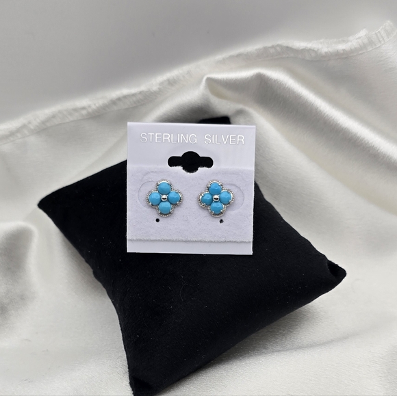 Natural Turquoise Flower Sterling Silver Push back Stud Earrings